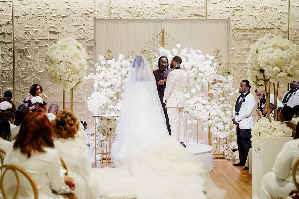 the wedding ceremony at the New Orleans Museum of Art