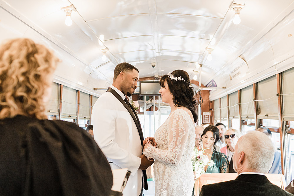 New Orleans streetcar elopement