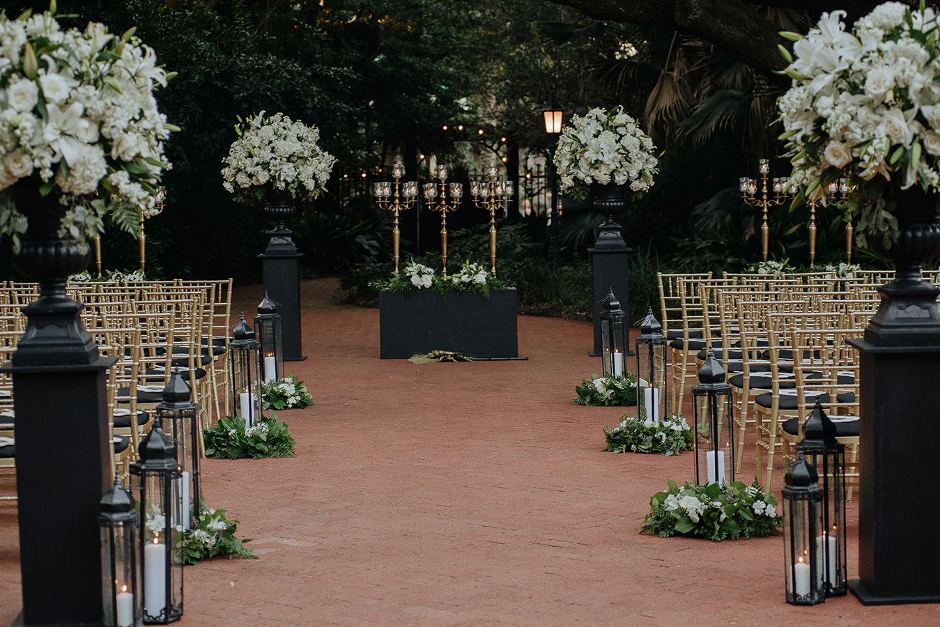 “The minute we walked in the building the staff was very professional, warm and inviting.” says Ay’Jae about the Audubon Tea Room where the ceremony and reception took place. “When we walked in we both felt like "this is it" from looking at the garden to the rotunda style of tea room. Simple yet elegant. I was not so over the top to where it took away from our event; it was like understated elegance."