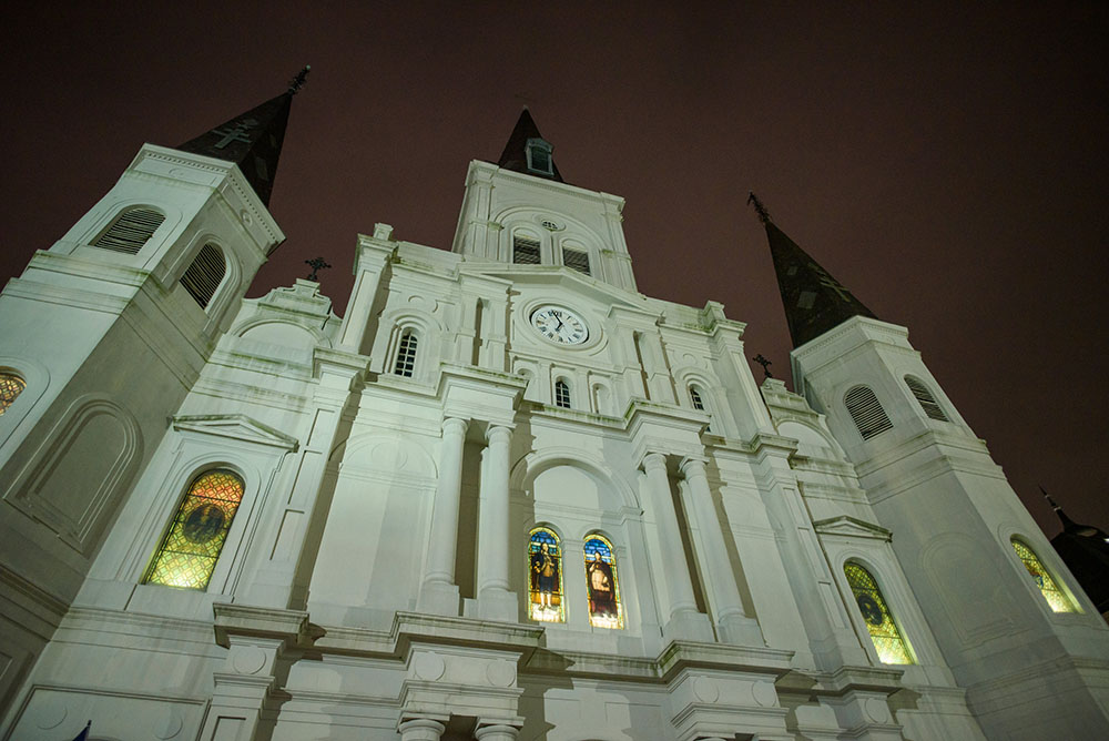 outside shot of st. louis cathedral in the evening