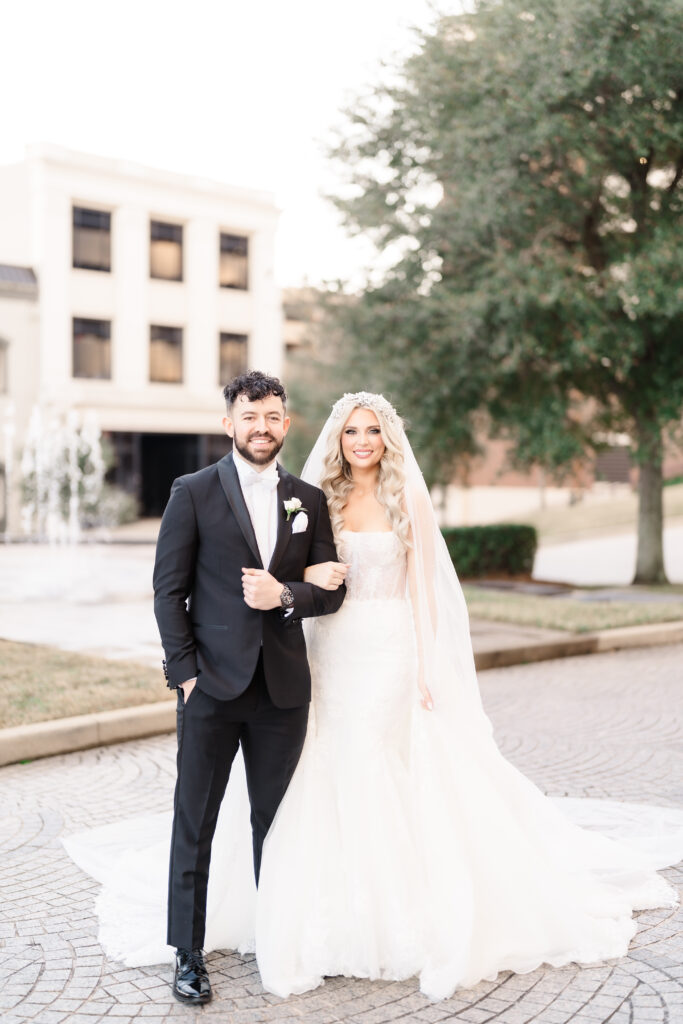 ashlie lauderdale +scott johnson wedding