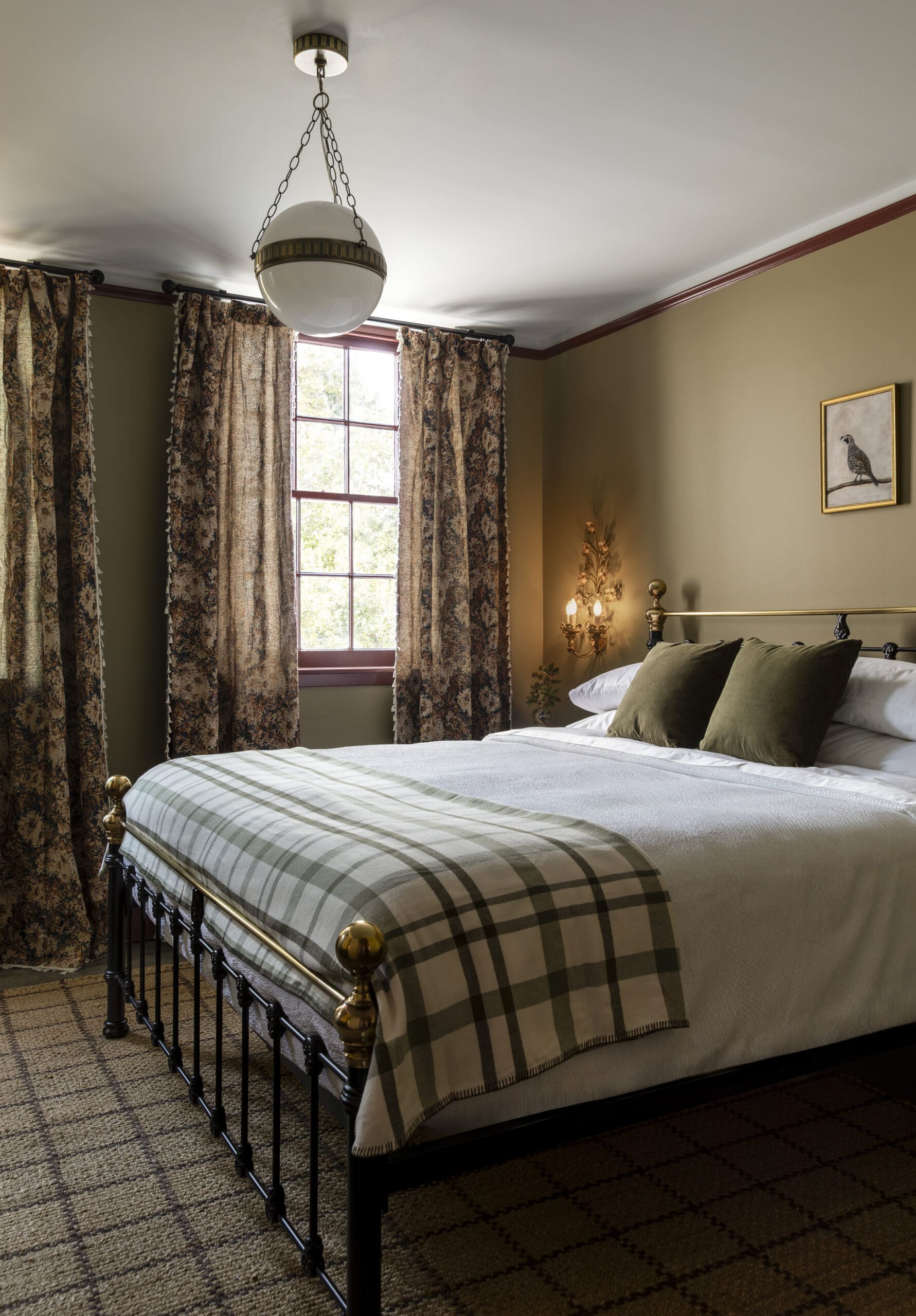 Quarter-House-Room-5